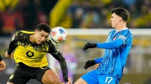 详解棒球规则中的界外接杀界限