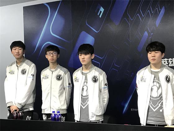 年轻的乒乓 年轻的乒乓