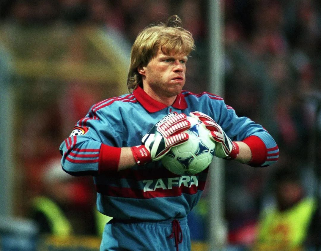 她不仅获得 她不仅获得